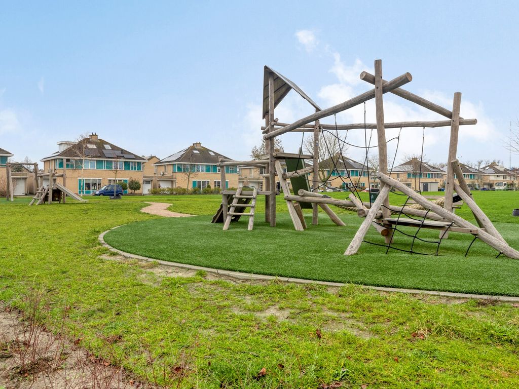 Theo Mann-Bouwmeesterstraat 82, Spijkenisse