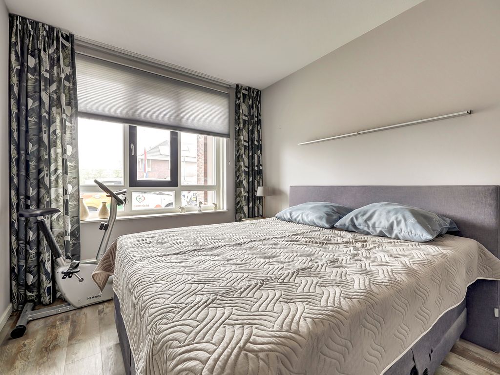 Perengaard 45, Nieuw-Beijerland