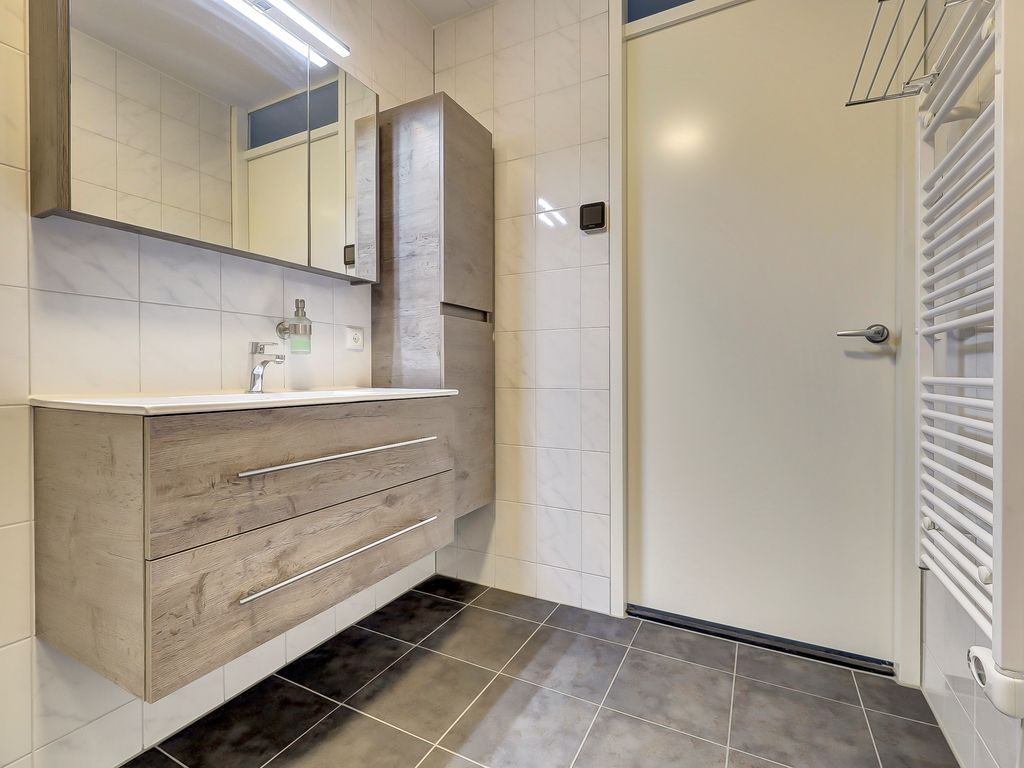 Perengaard 45, Nieuw-Beijerland