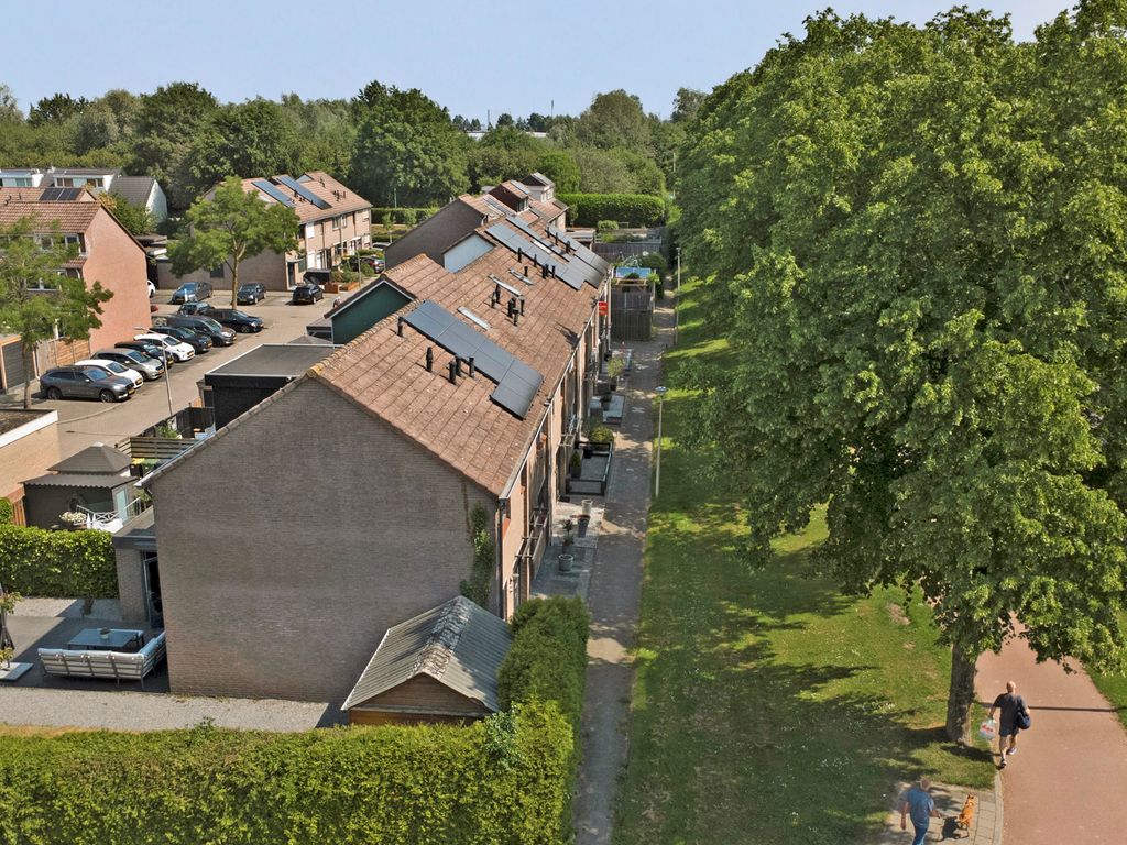 Vlietstraat 2, 's-Gravendeel
