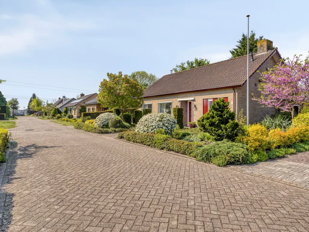 Tibeertlaan 6, Oudenbosch