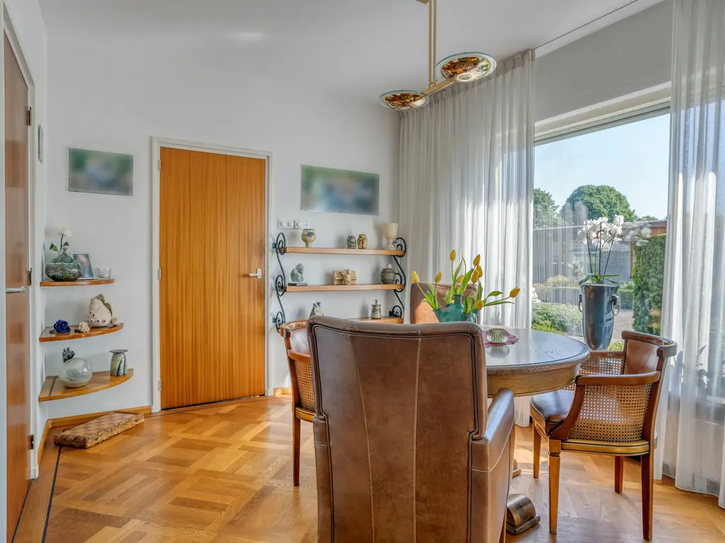 Tibeertlaan 6, Oudenbosch