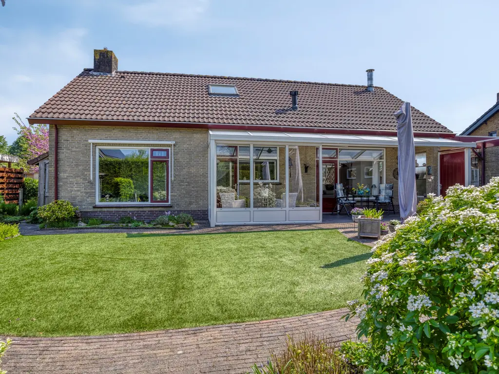 Tibeertlaan 6, Oudenbosch