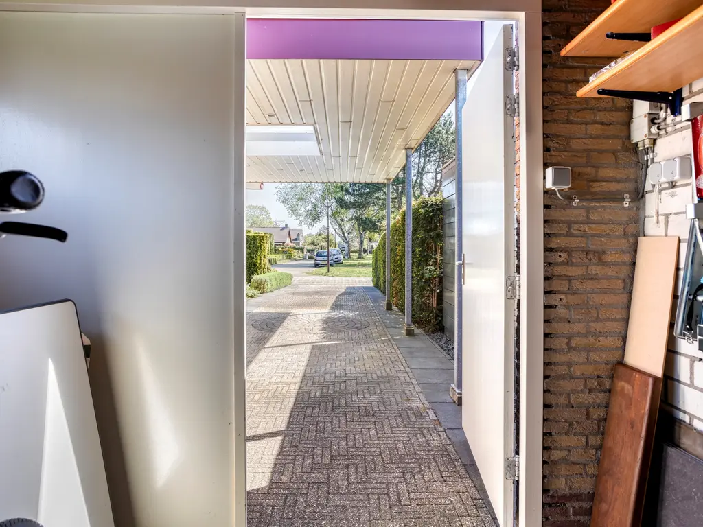 Tibeertlaan 6, Oudenbosch