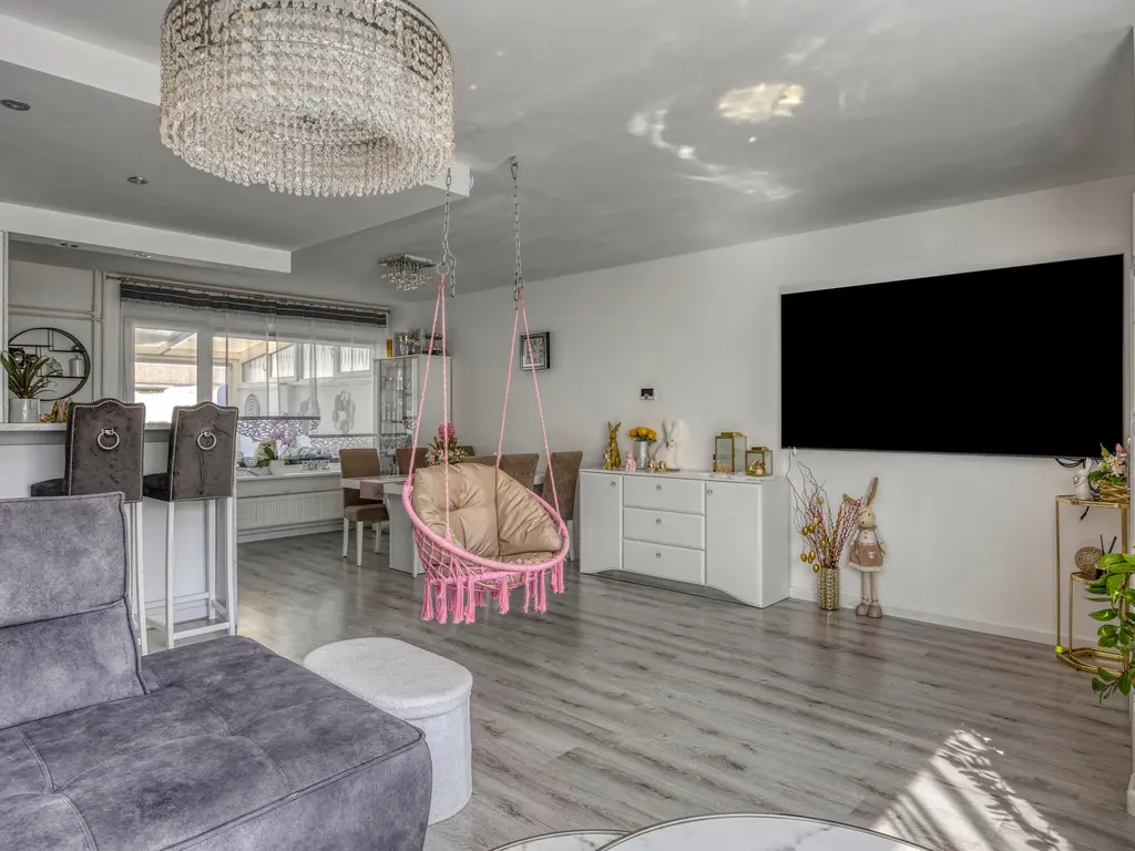 Isabelladonk 11, Roosendaal