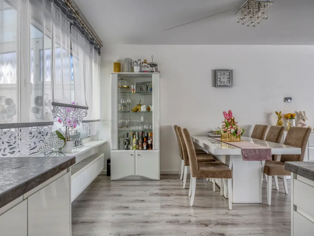 Isabelladonk 11, Roosendaal