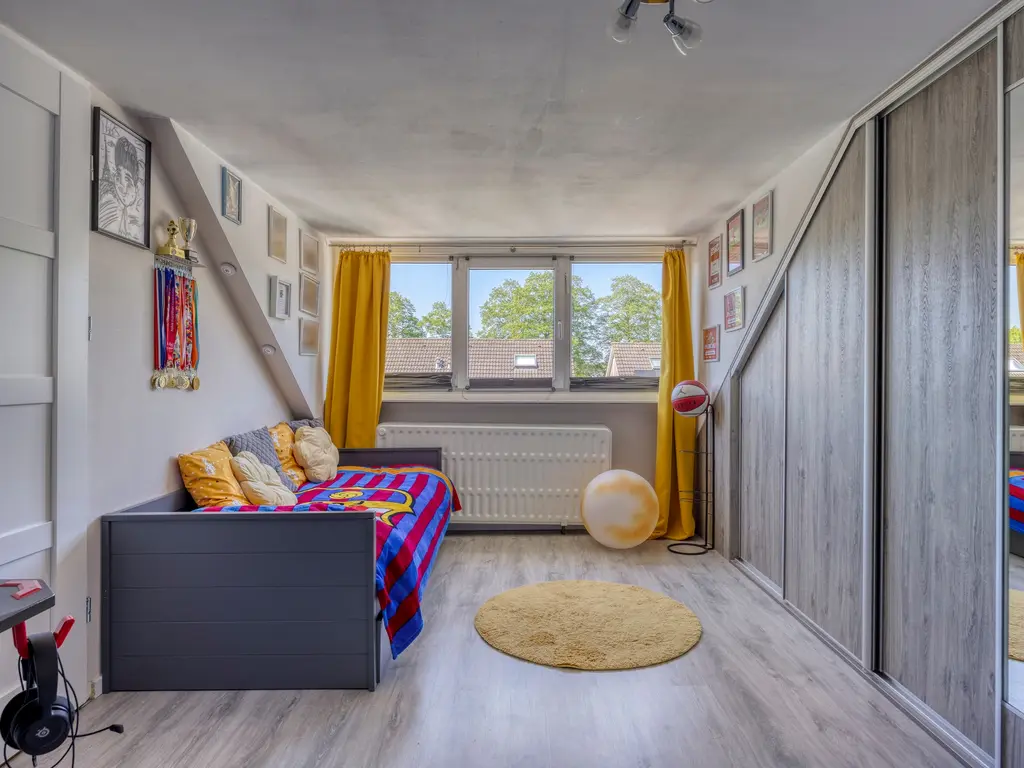Isabelladonk 11, Roosendaal