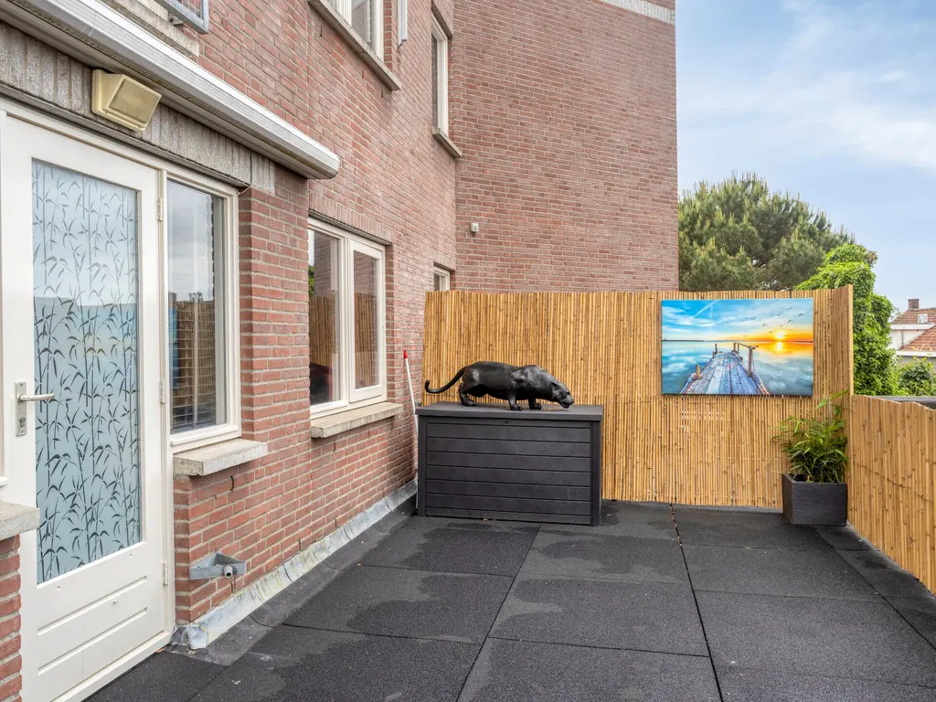 Esserstraat 87, Breda