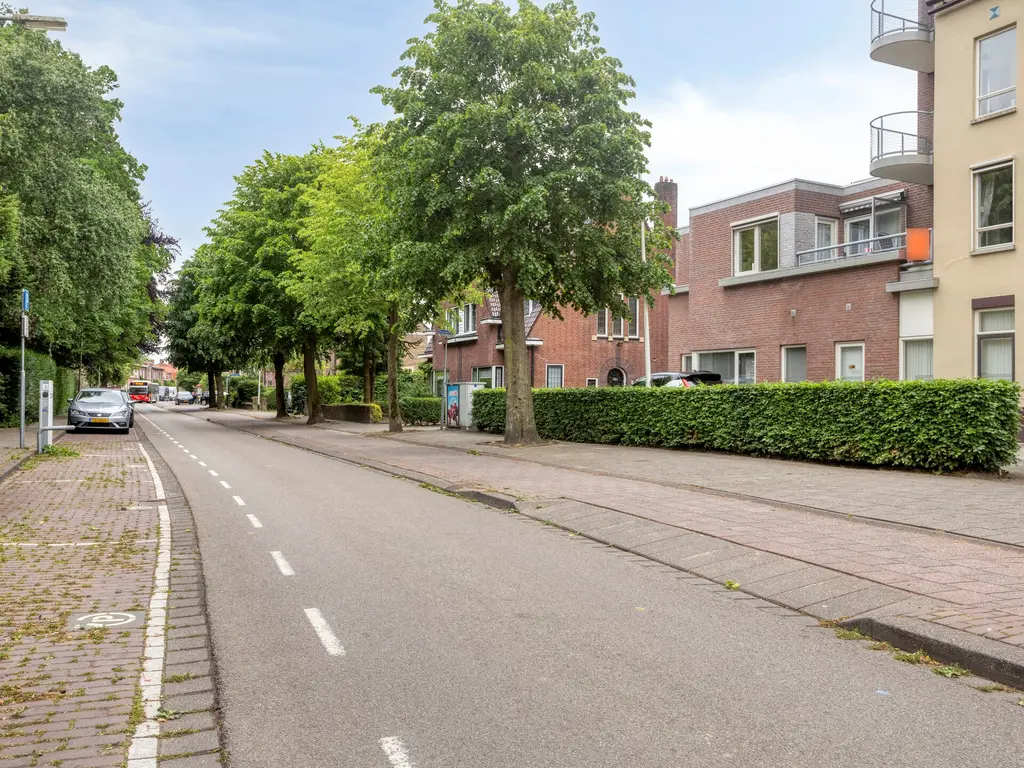 Esserstraat 87, Breda
