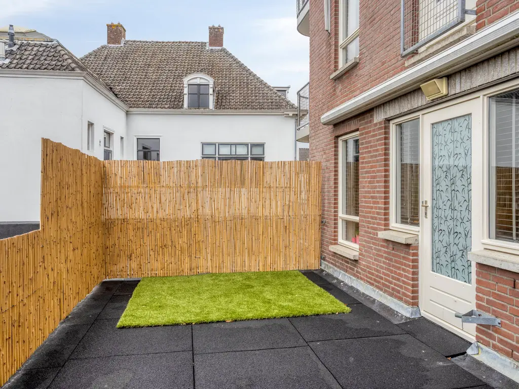 Esserstraat 87, Breda