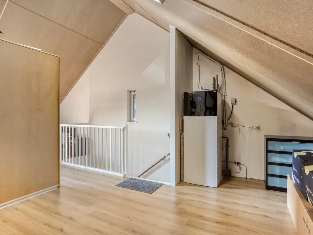 Houtwal 5, Hoeven