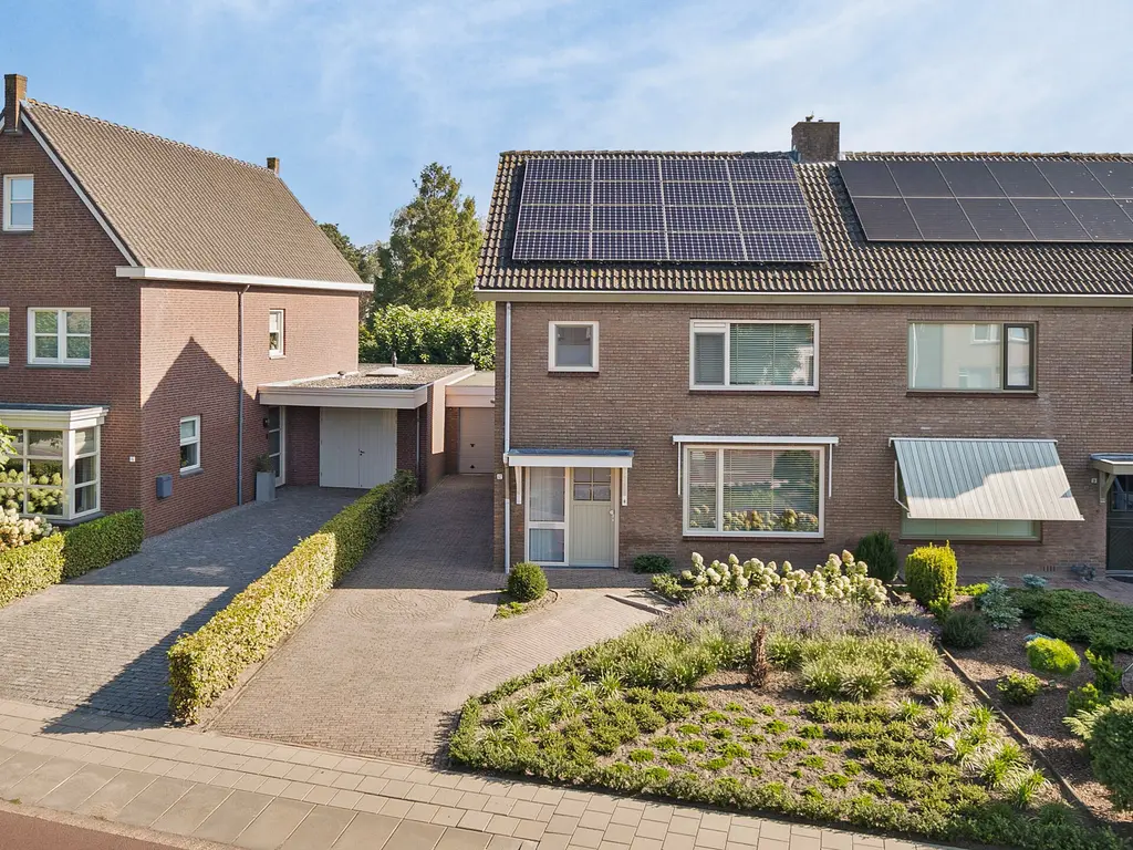 Ettenseweg 12, Rijsbergen