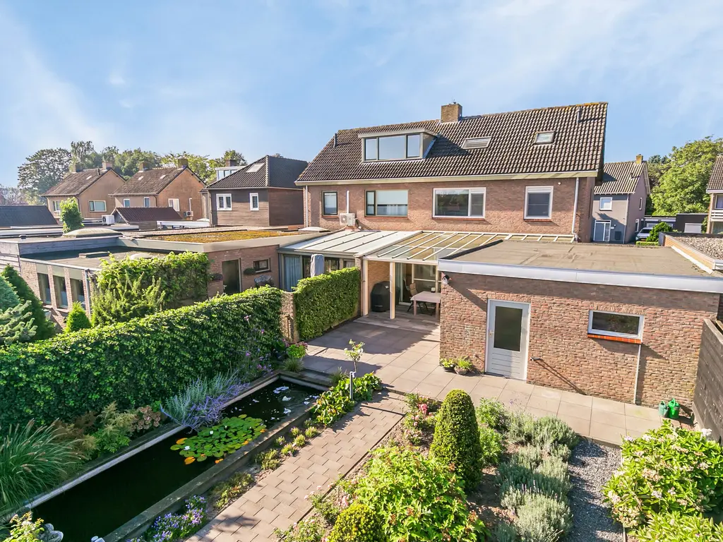 Ettenseweg 12, Rijsbergen