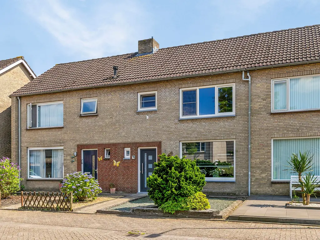 Gele Berk 21, Zundert