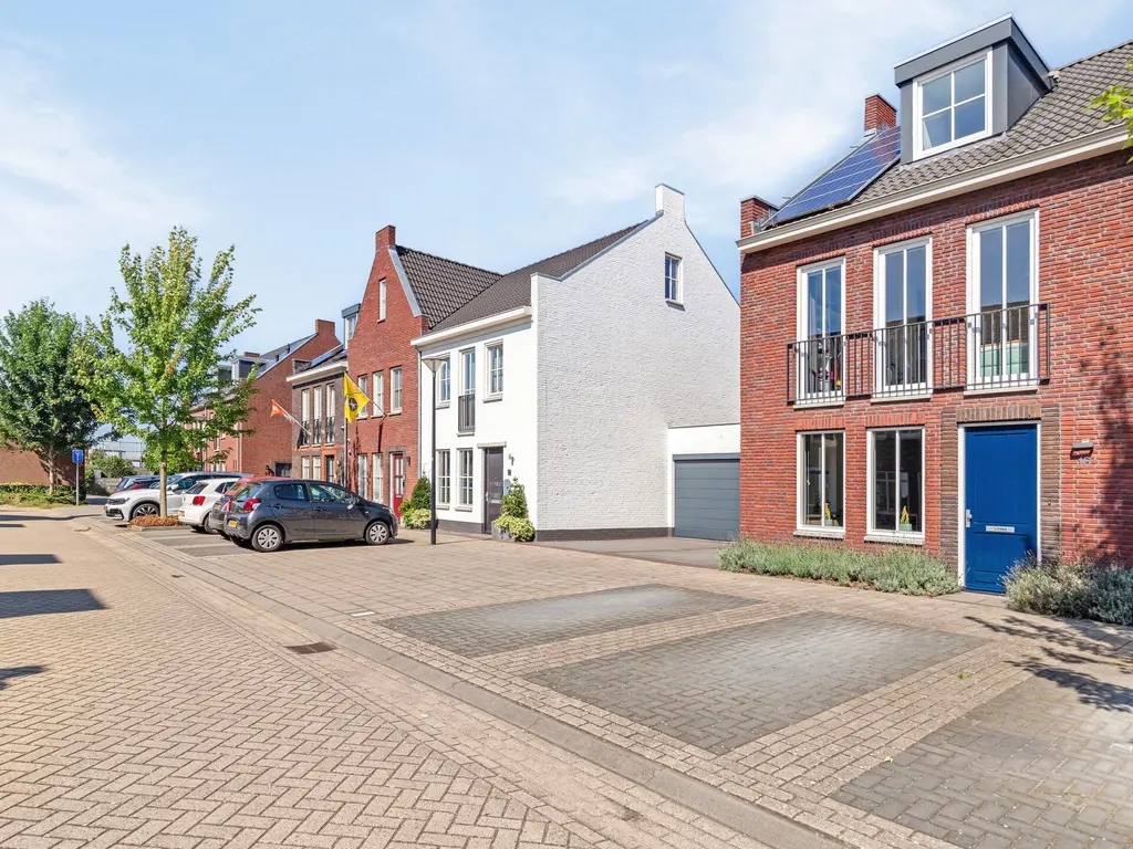 Buitentuin 16, Zundert