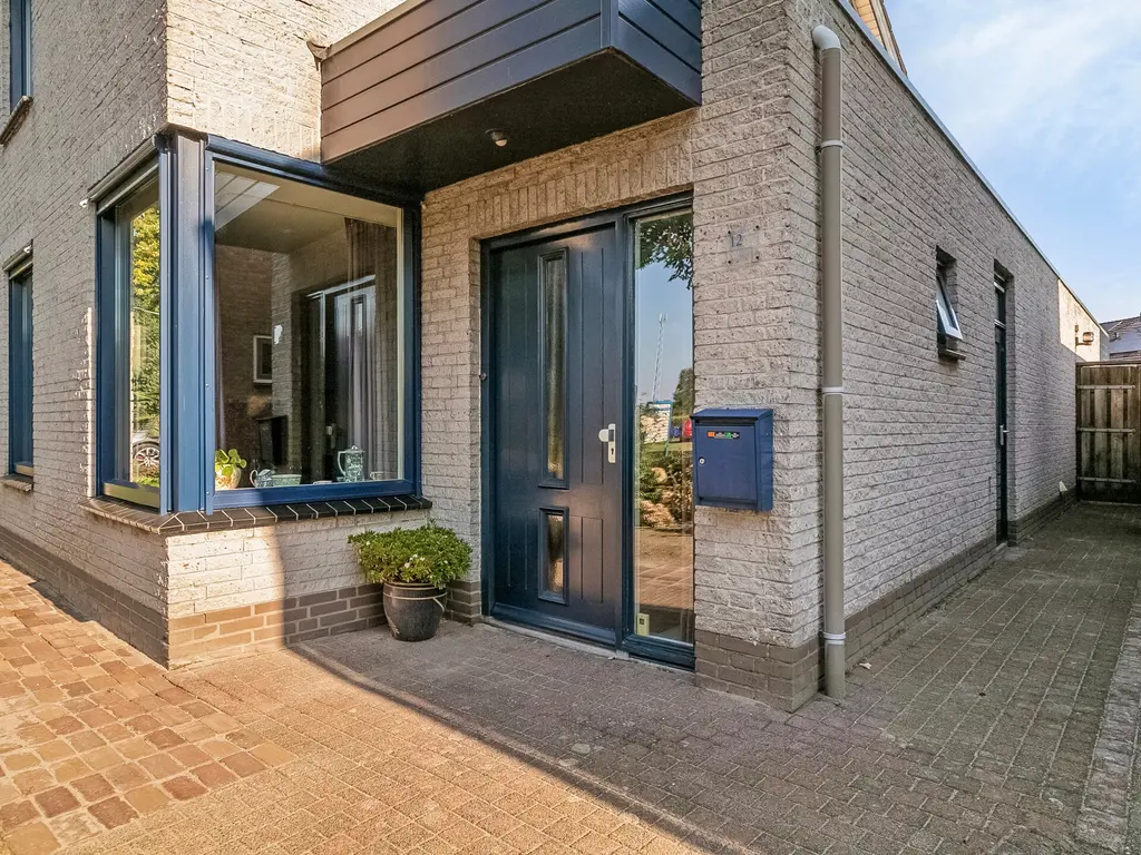 Leeuwerikstraat 12, Zundert