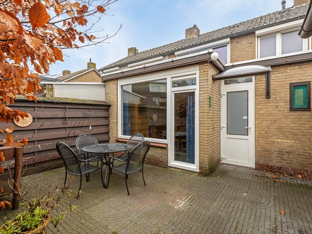 Pastoor Bielarsstraat 21, Wernhout