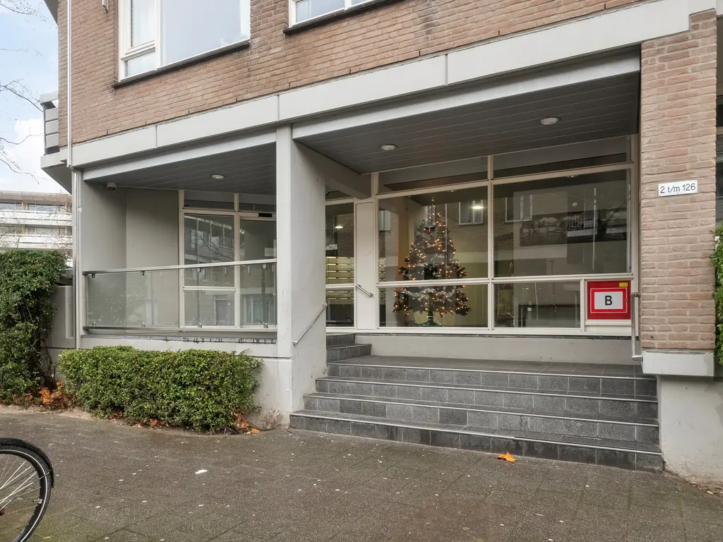 Adriaan Van Bergenstraat 2, Breda