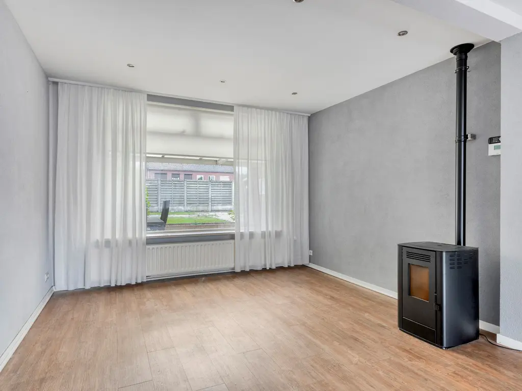 Mignonstraat 3, Wernhout
