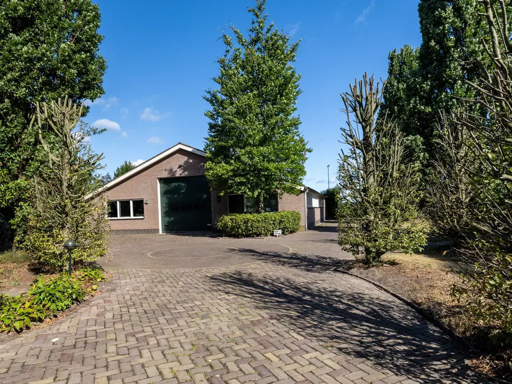Luitertweg 3, Klein Zundert