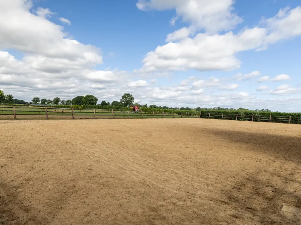 Luitertweg 3, Klein Zundert