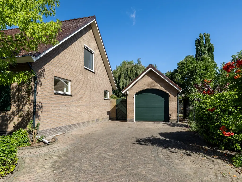 Luitertweg 3, Klein Zundert