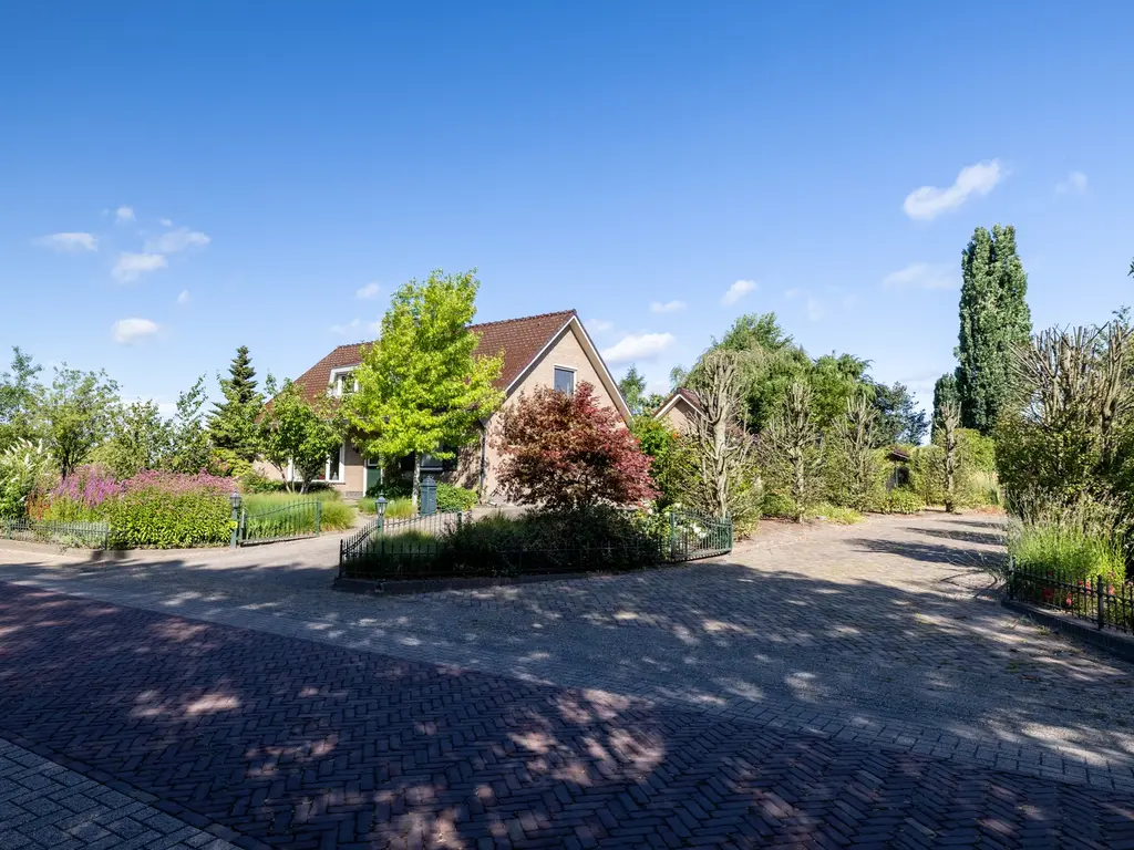 Luitertweg 3, Klein Zundert