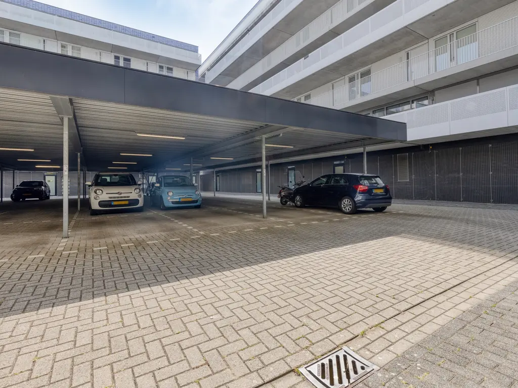 Vijfhagen 82, Breda