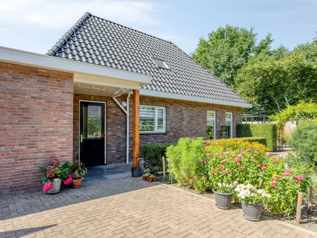 Bijltjesstraat 2, Wernhout