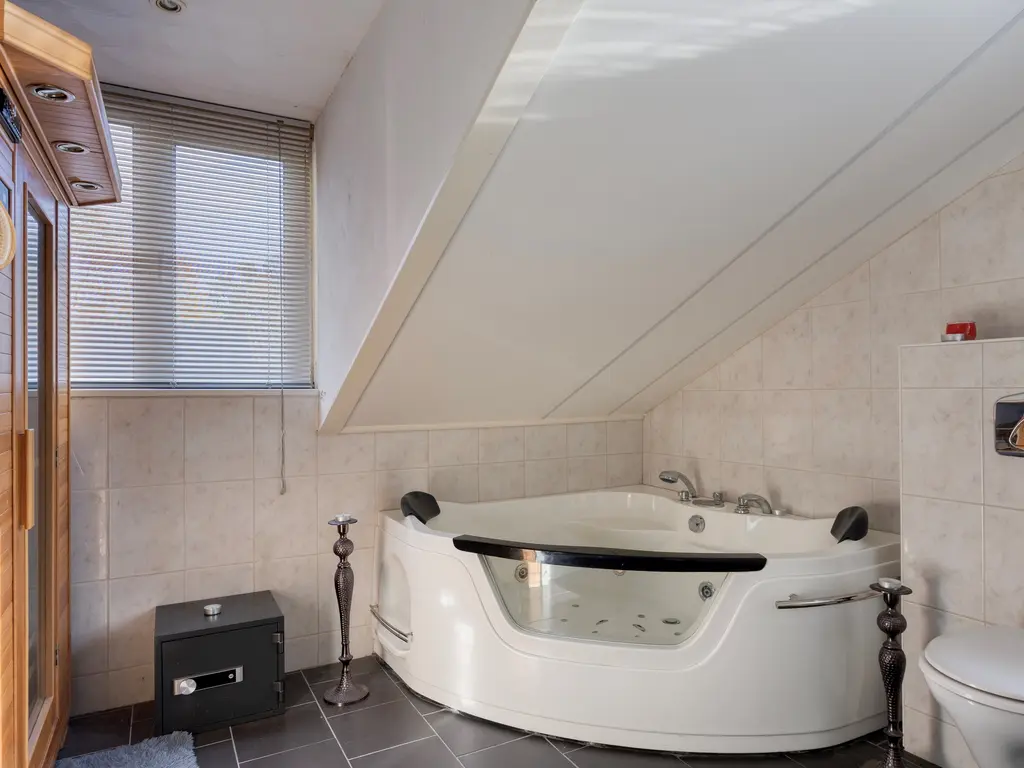 Kleine Heistraat 16K270, Wernhout