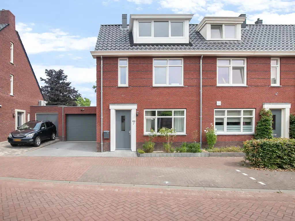 Werfhof 7, Zundert