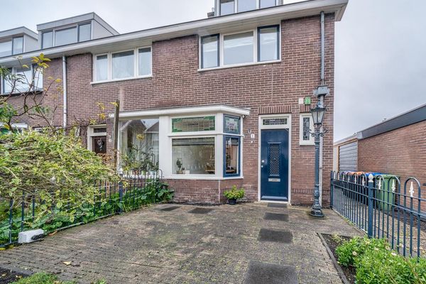 Juliana van Stolbergstraat 1, ZWIJNDRECHT