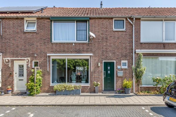 van Goghstraat 15, ZWIJNDRECHT