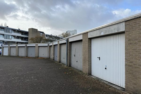 Heemraad 21 , ZWIJNDRECHT