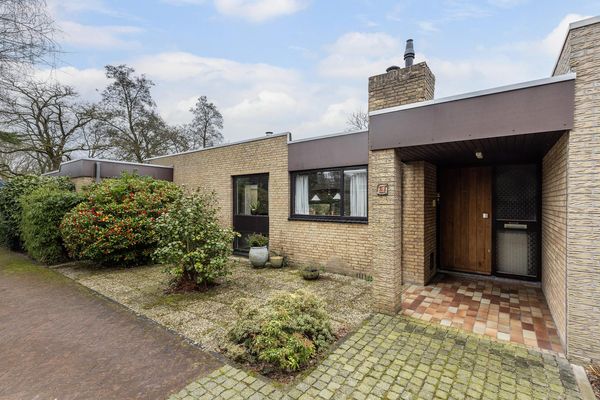 Talmaplantsoen 10, ZWIJNDRECHT