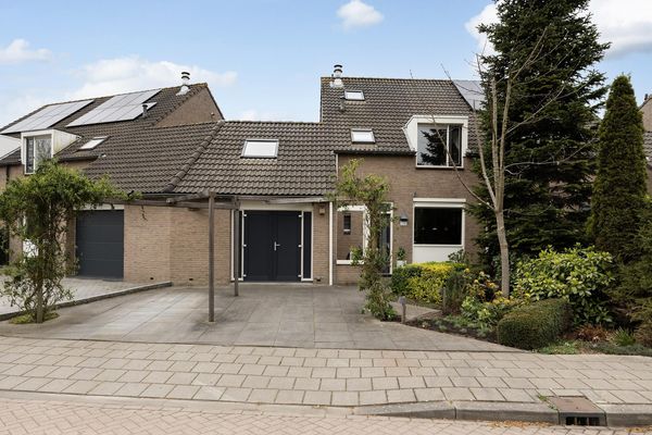 Klarinetsingel 174, ZWIJNDRECHT