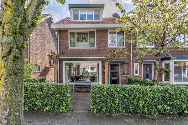 Burgemeester Doornlaan 24, ZWIJNDRECHT