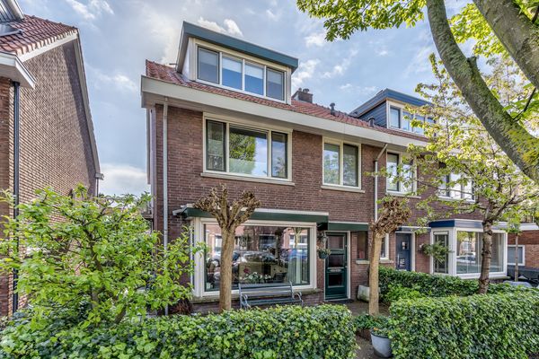 Burgemeester Doornlaan 24, ZWIJNDRECHT