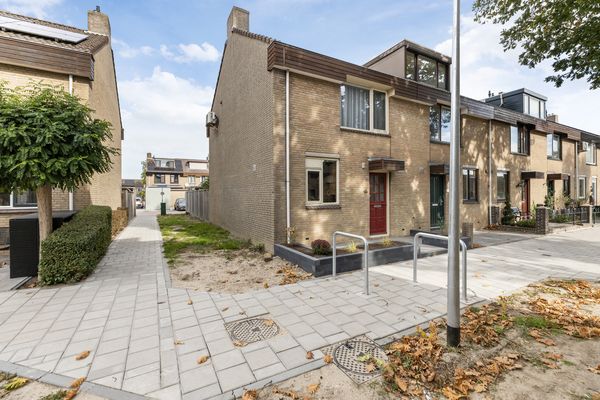Mendelssohnplantsoen 11, ZWIJNDRECHT