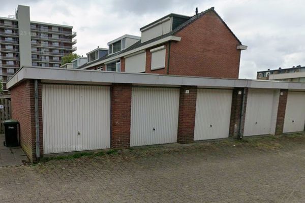 Petuniastraat 12 , ZWIJNDRECHT