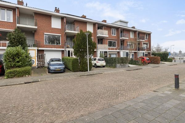 Tromplaan 6, HENDRIK-IDO-AMBACHT