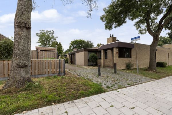 Talmaplantsoen 26, ZWIJNDRECHT