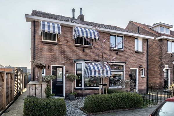 Juliana van Stolbergstraat 16, ZWIJNDRECHT