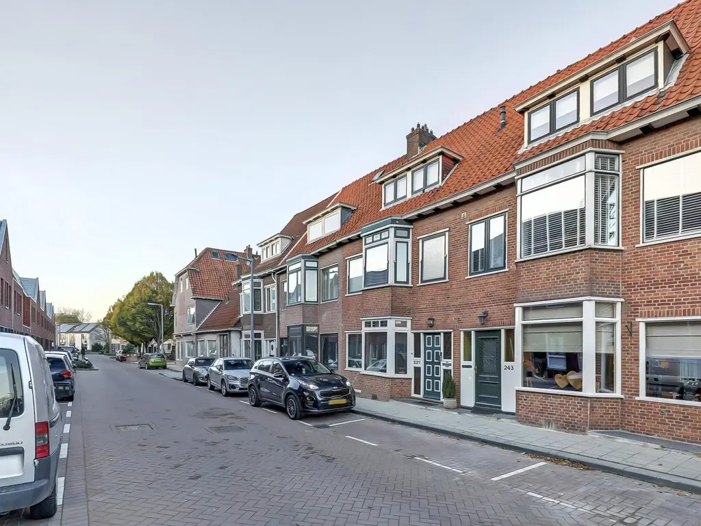 Zestienhovensekade 243, ROTTERDAM