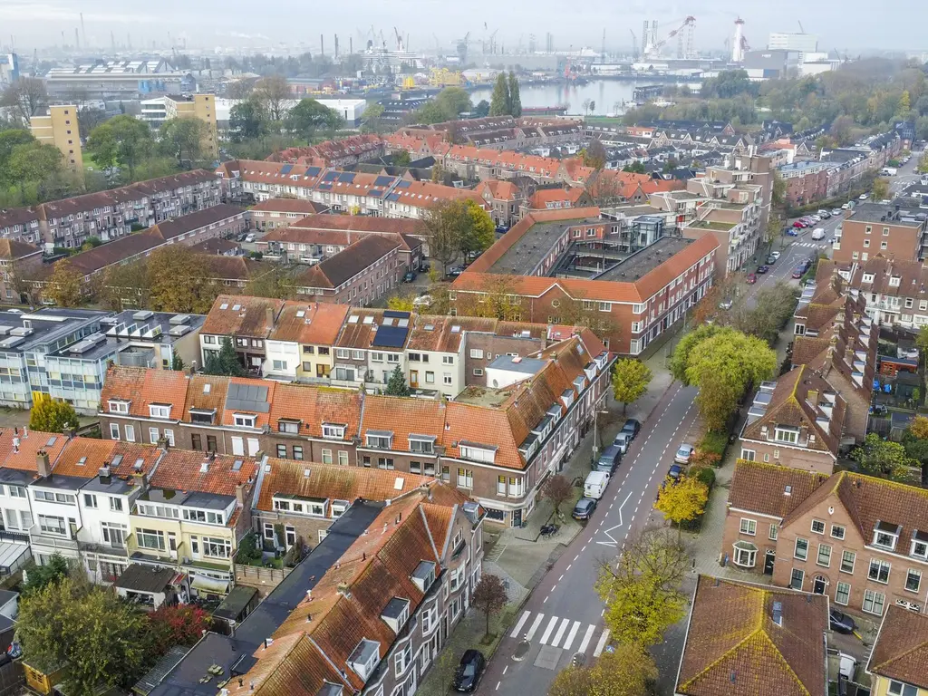 Nieuwe Maasstraat 104A, SCHIEDAM