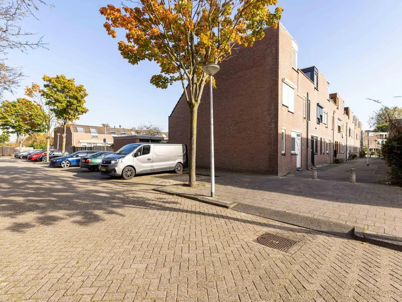 Hoefsmid 5, SPIJKENISSE