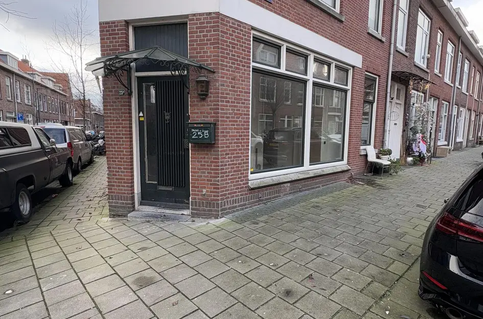 Jacob van Lennepstraat 25B