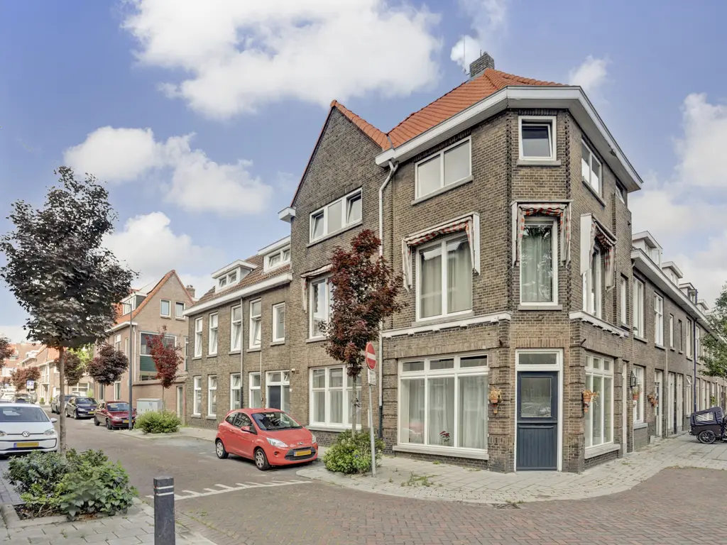 Dirk van Wassenaarstraat 28B, SCHIEDAM