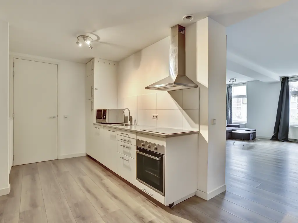 Dirk van Wassenaarstraat 28B, SCHIEDAM