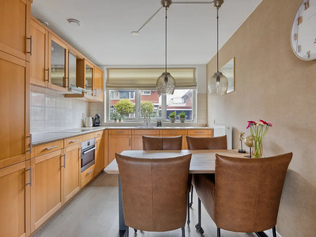 Donizettistraat 4, CAPELLE AAN DEN IJSSEL